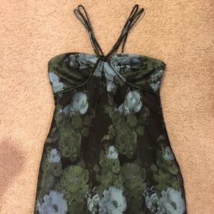 Women’s dress